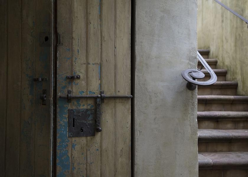 California Kenwood Interior Entrance