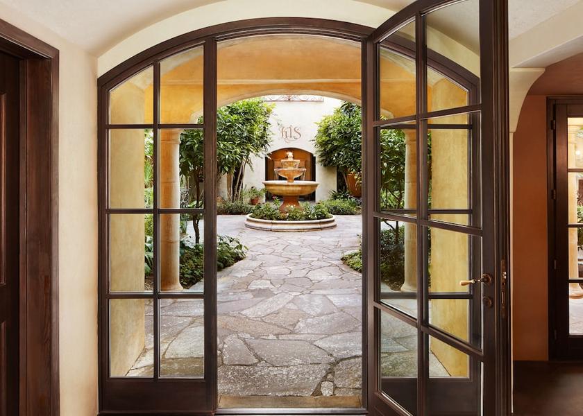 California Kenwood Interior Entrance