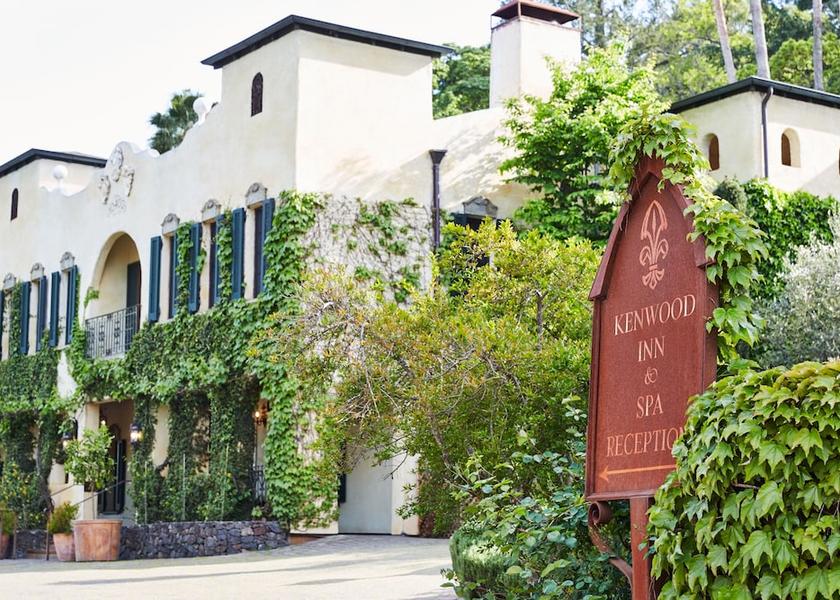 California Kenwood Facade