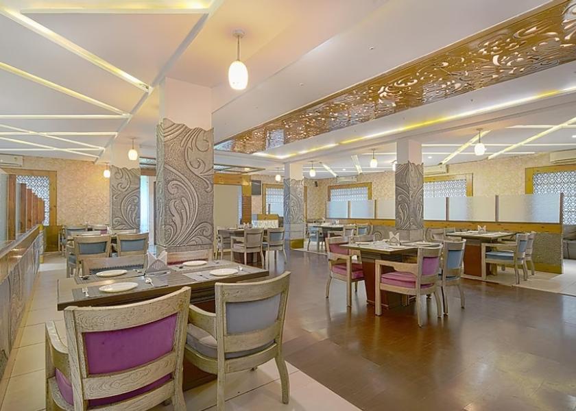 Madhya Pradesh Indore Food & Dining
