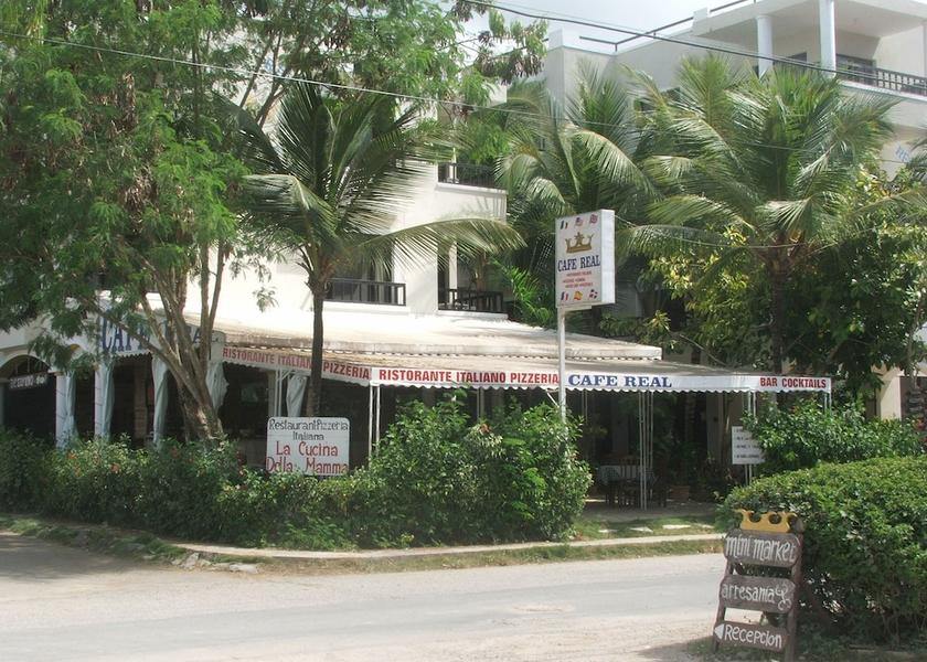San Pedro de Macorís Guayacanes Exterior