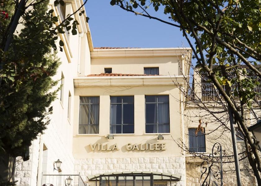  Safed Interior Entrance