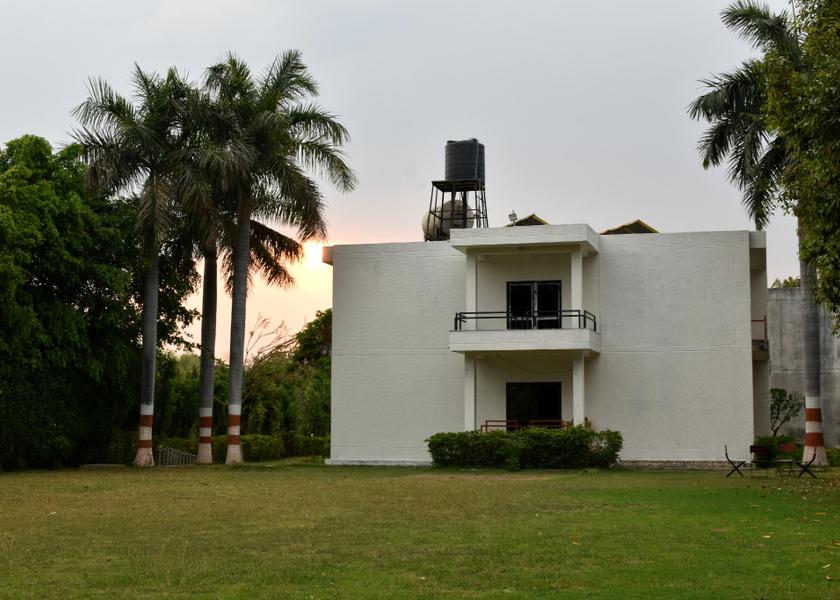 Madhya Pradesh Khajuraho Garden