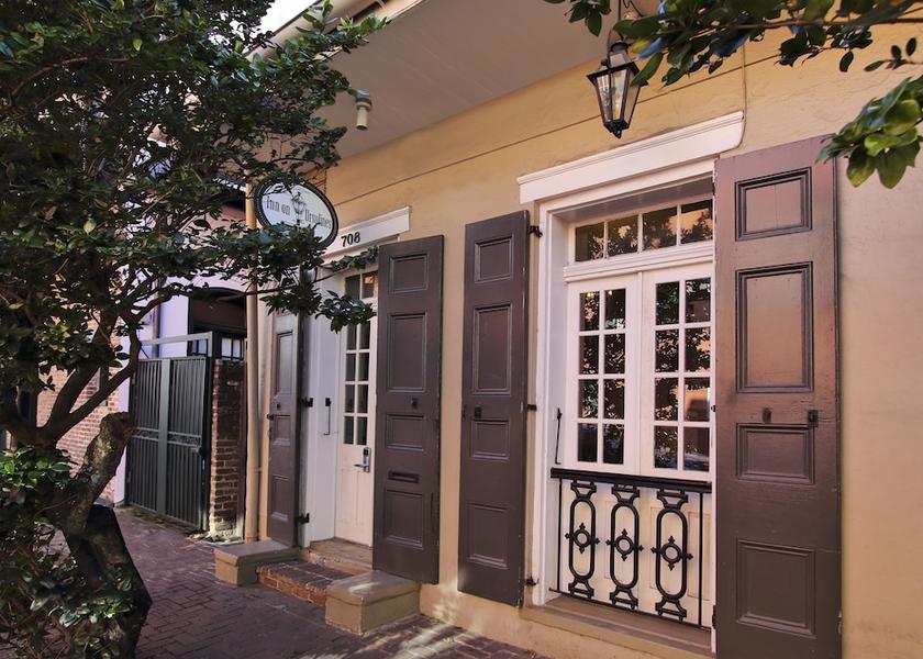Louisiana New Orleans Front of property