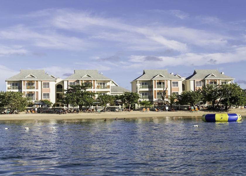  Gros Islet Exterior Detail