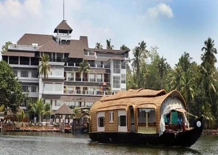Kerala Kollam Boat View 4