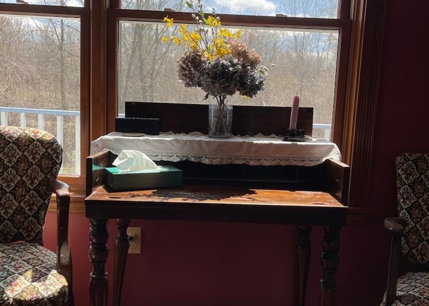 New York Phelps In-Room Amenity