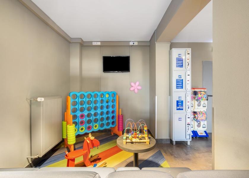 Children's play area - indoor