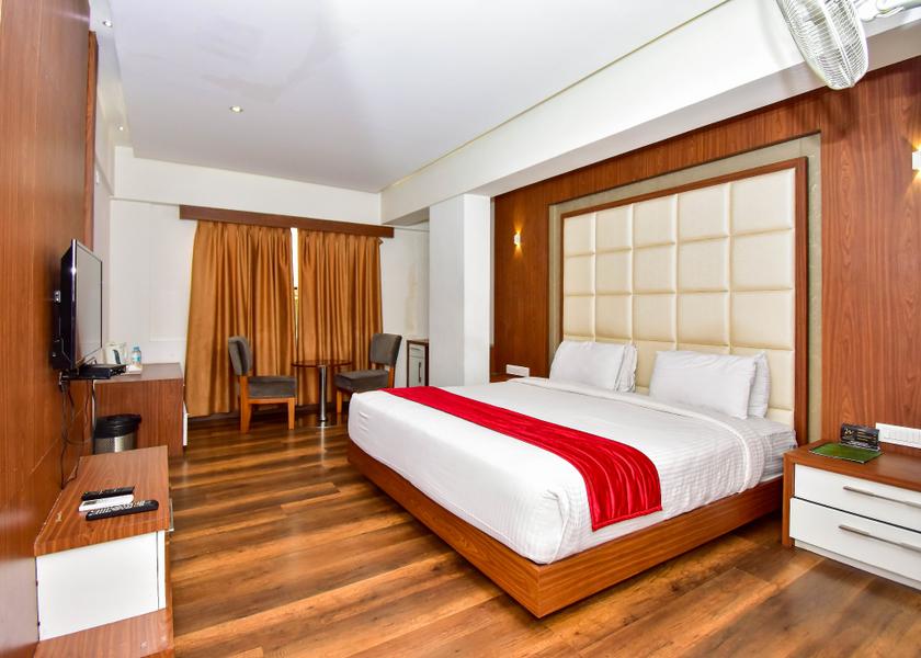 Kerala Kozhikode Deluxe  Room