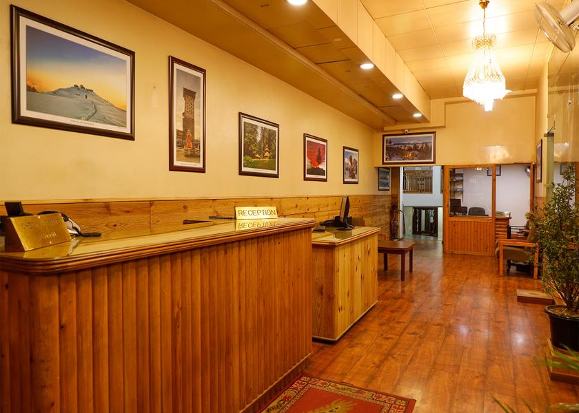Himachal Pradesh Kullu Public Areas