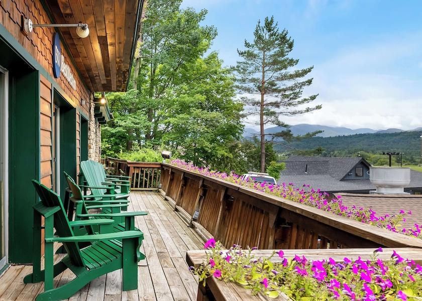 New York Lake Placid Terrace