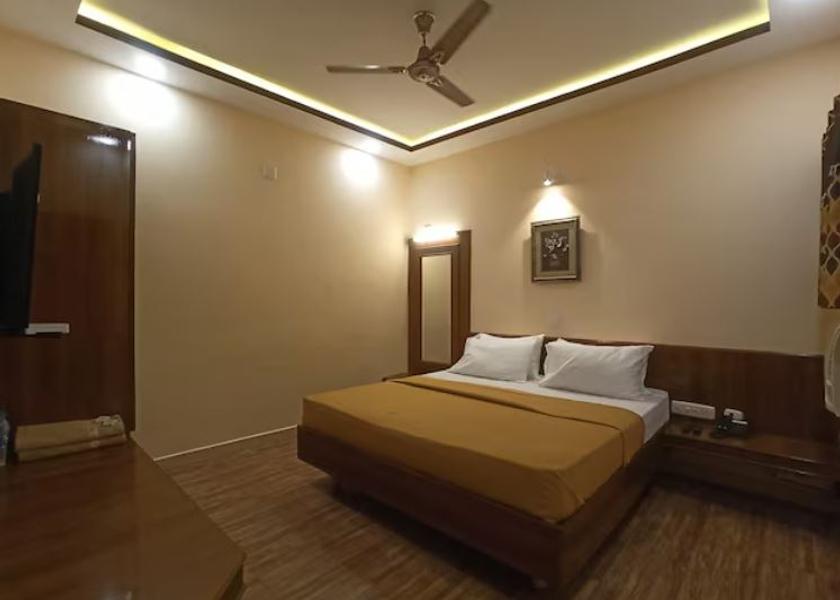 Tamil Nadu Kumbakonam Super Deluxe AC