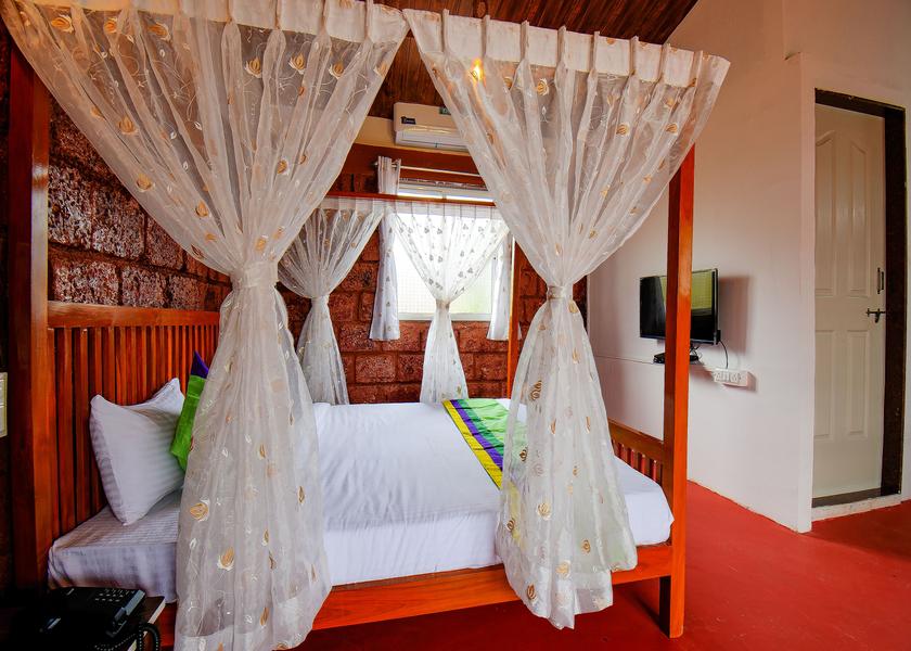 Maharashtra Mahabaleshwar Deluxe Double Room