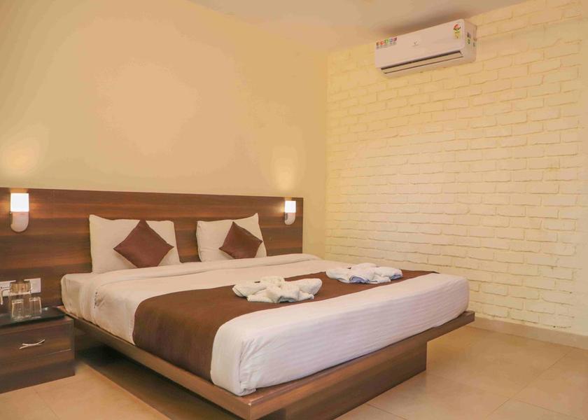 Maharashtra Mahabaleshwar Deluxe Room