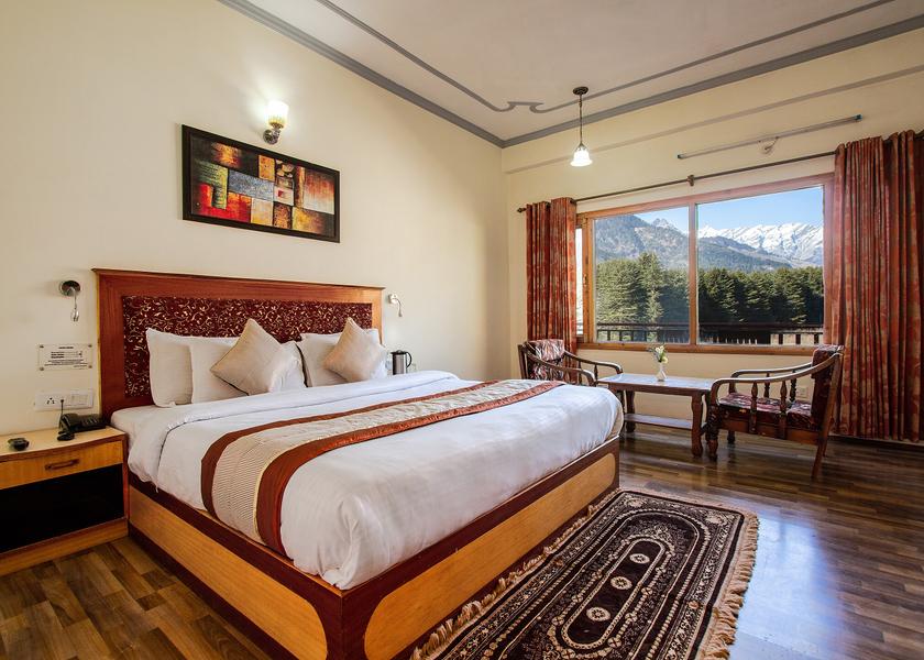Himachal Pradesh Manali Deluxe Room with Private Balcony
