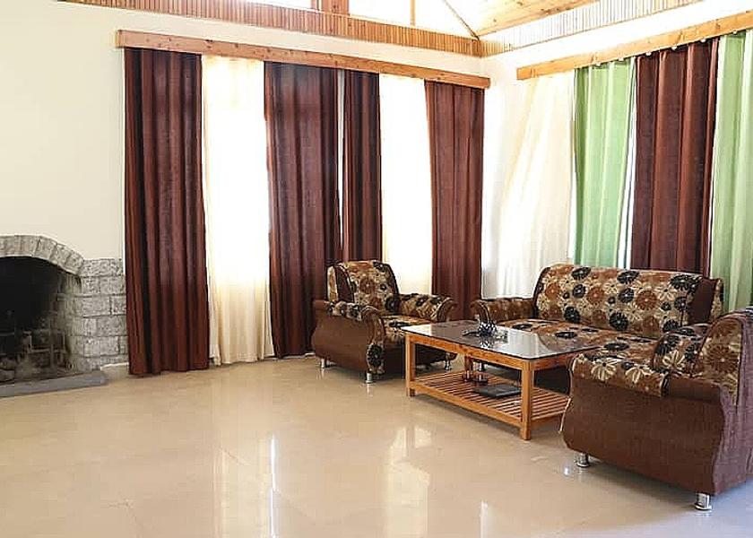 Himachal Pradesh Manali Living Area