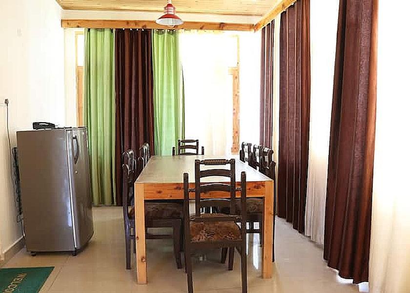 Himachal Pradesh Manali Dining Area