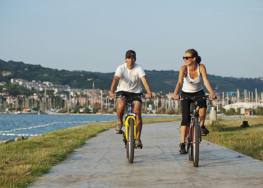  Piran Bicycling