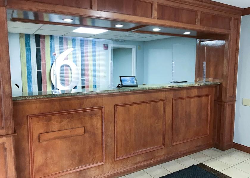 Mississippi Tupelo Reception