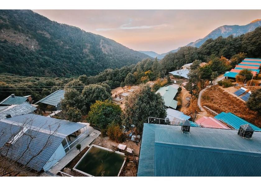 Uttarakhand Nainital Hotel View