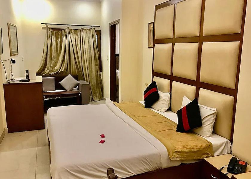 Delhi Delhi Deluxe Room
