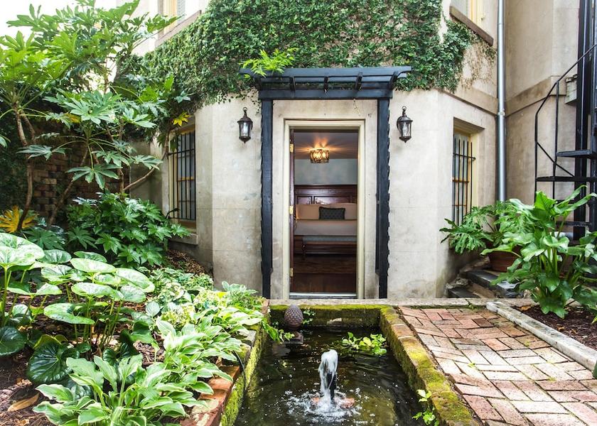 Georgia Savannah Room