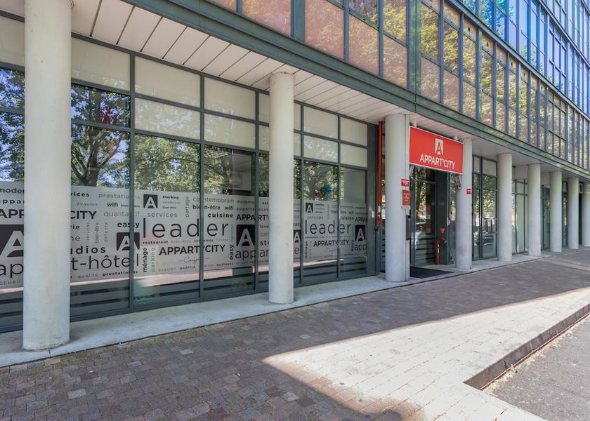 Nouvelle-Aquitaine Bordeaux Facade