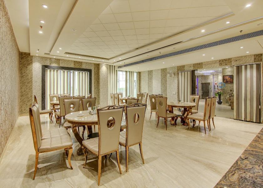Delhi Delhi Food & Dining