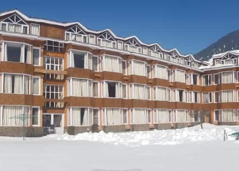 Jammu and Kashmir Pahalgam Winter view