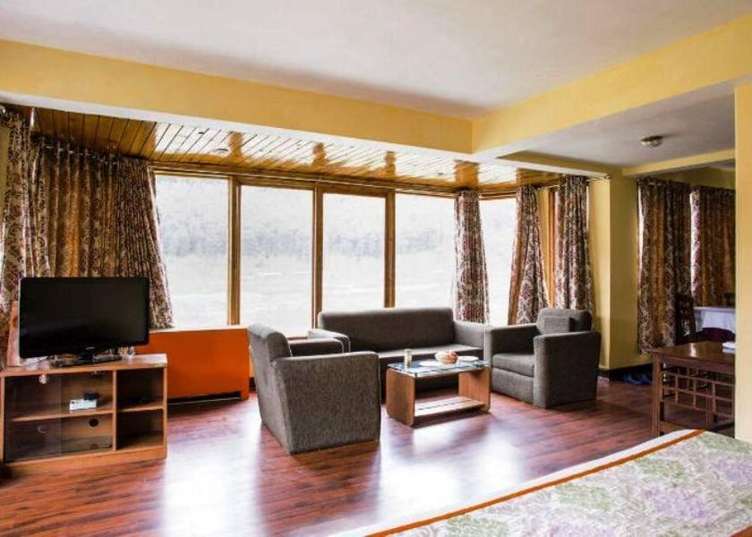 Jammu and Kashmir Pahalgam 1025