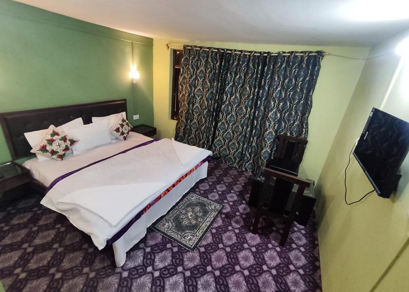Jammu and Kashmir Pahalgam Deluxe Double or Twin