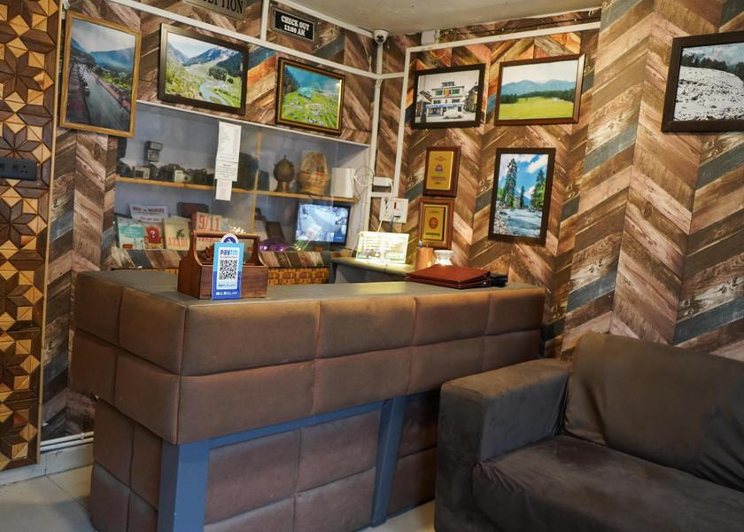 Jammu and Kashmir Pahalgam Public Areas