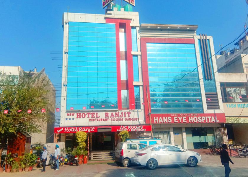Punjab Patiala Hotel Exterior