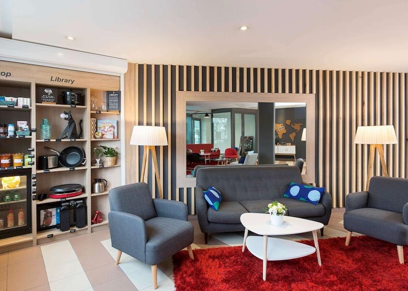 Grand Est Illkirch-Graffenstaden Exterior Detail