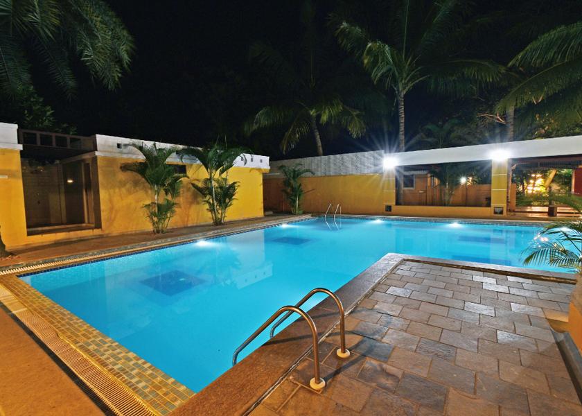 Pondicherry Pondicherry Swimming pool