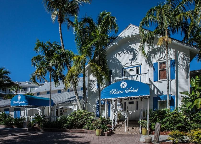 Florida Marco Island Front of property