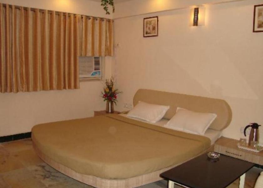 Gujarat Porbandar Deluxe Air Conditioning