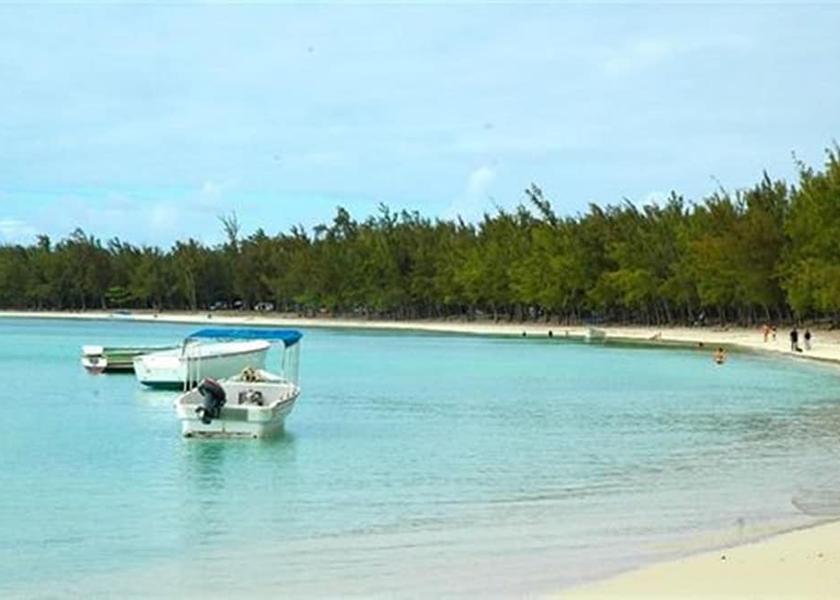  Mont Choisy Boating