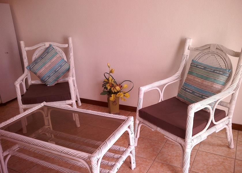 MU Mont Choisy Living Area