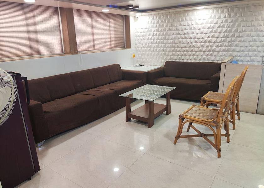 Maharashtra Pune Lobby sitting area