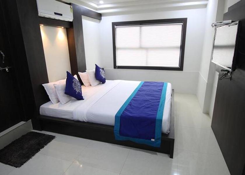 Gujarat Rajkot Business Room