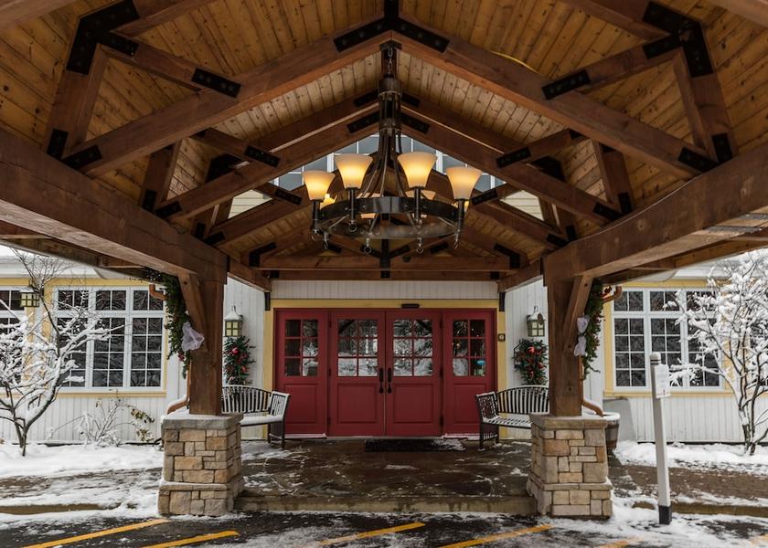 Quebec Mont-Tremblant Exterior