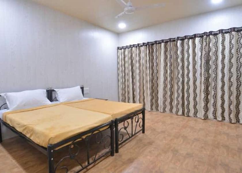 Maharashtra Ratnagiri Deluxe Non AC Room