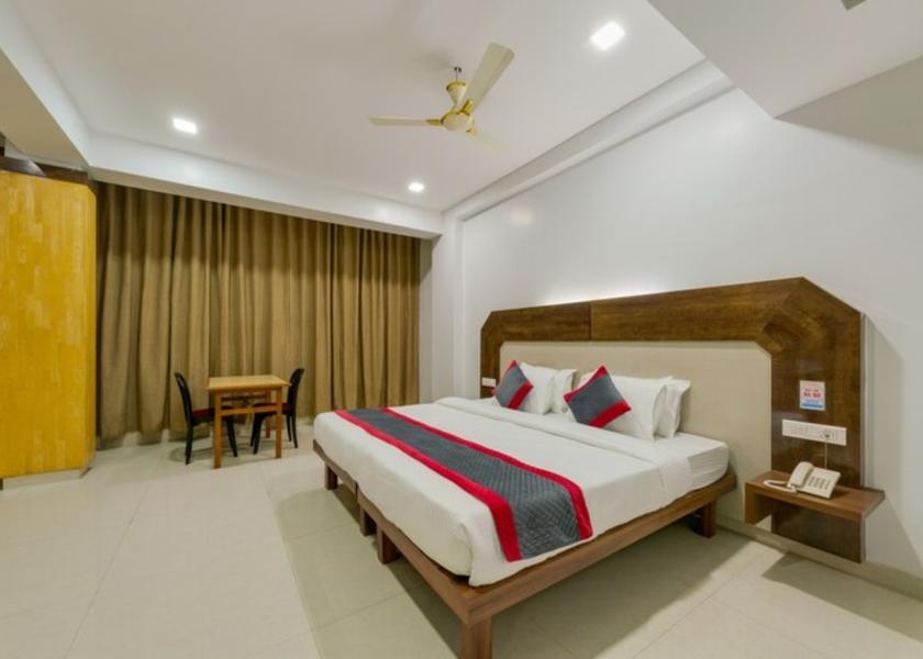 Maharashtra Ratnagiri Suite Room AC