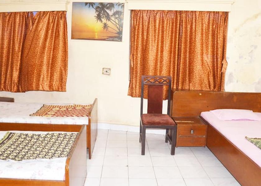 Maharashtra Ratnagiri Triple Bedroom