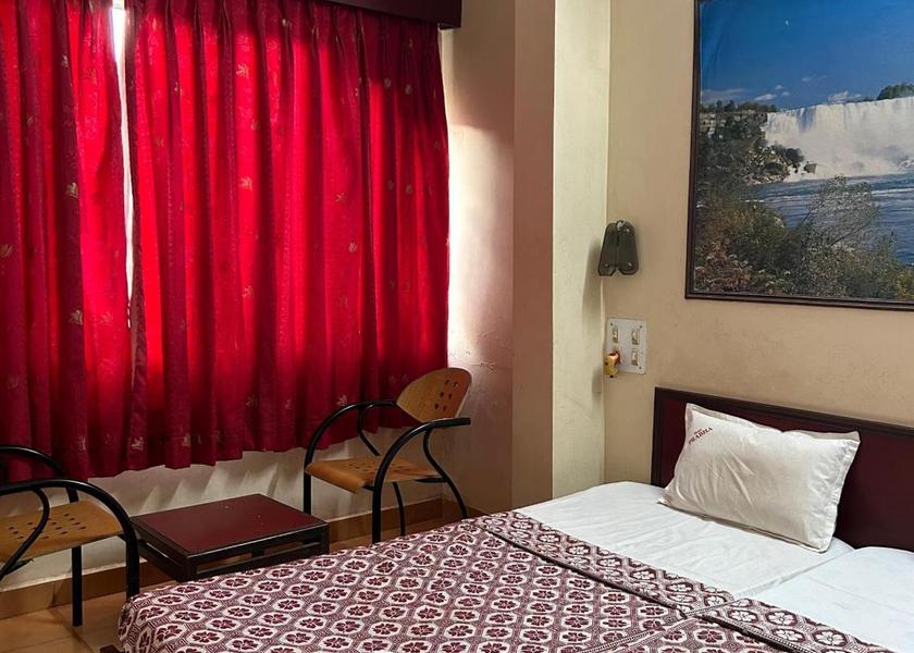 Maharashtra Ratnagiri Deluxe AC Double Room with Bathroom
