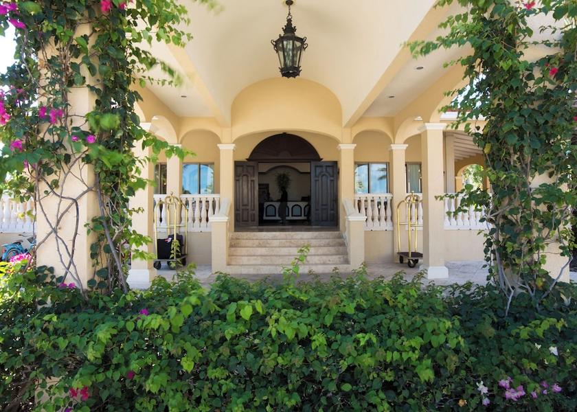 Providenciales Providenciales Property entrance