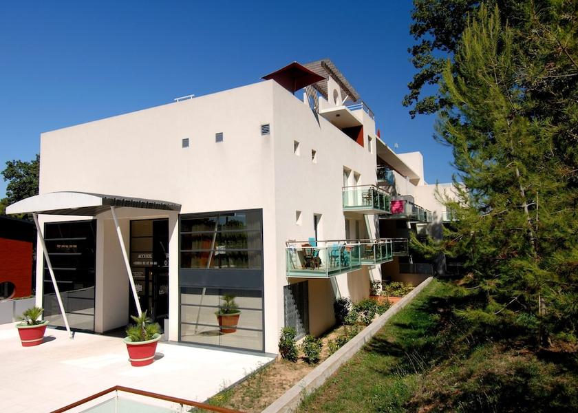 Provence - Alpes - Cote d'Azur Antibes Facade