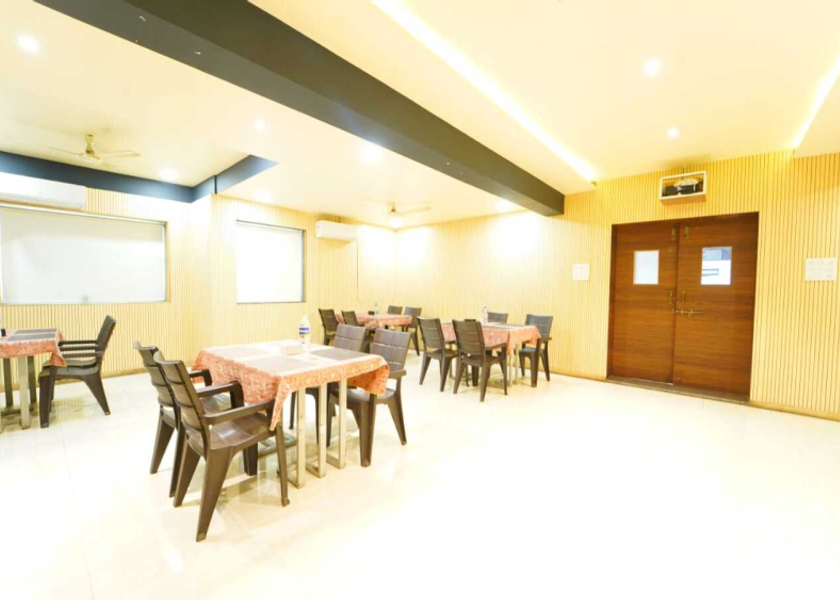 Maharashtra Satara Restaurant