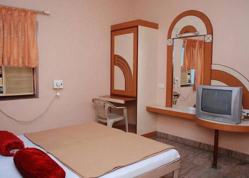Maharashtra Satara bedroom